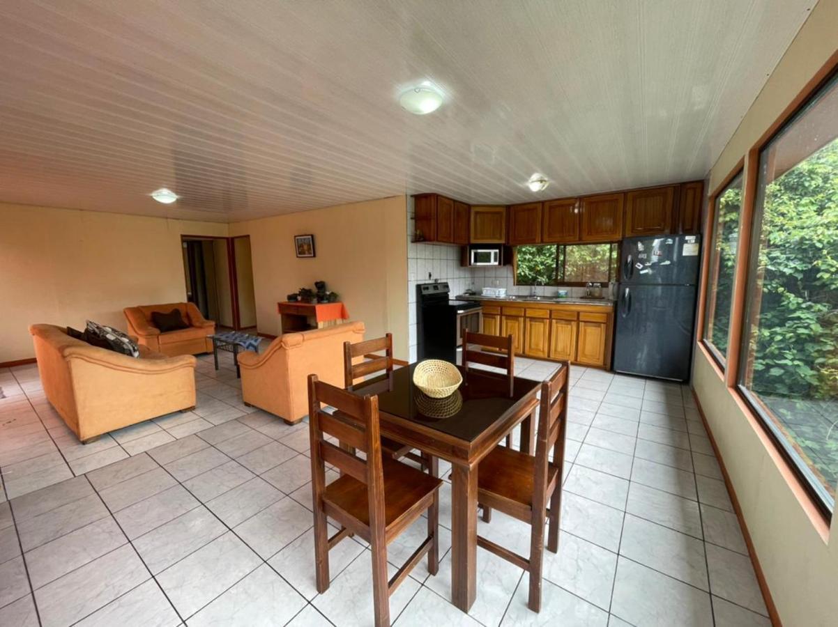 La Casa Bonita Apartment Monteverde Екстериор снимка