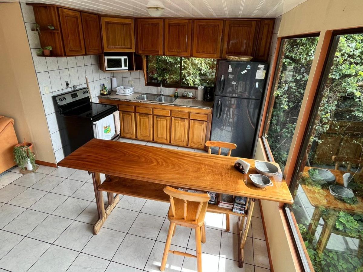 La Casa Bonita Apartment Monteverde Екстериор снимка